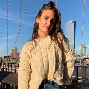 Meet your Posher, Alexis